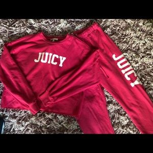 Juicy couture sweat outfit! Shirt- M Pants-L